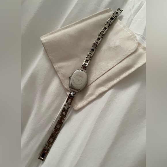 Guess Watch - Picture 5 of 7